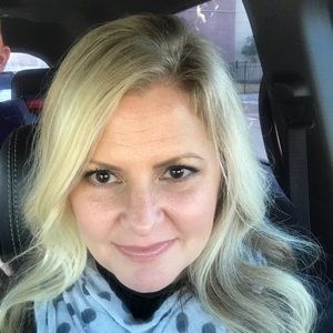 Meet your Posher, Colleen